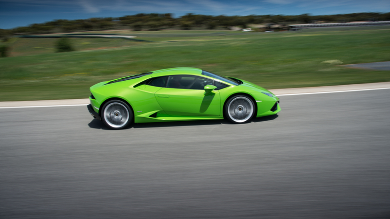 Illustration for article titled Lamborghini Huracan: A V10 Projectile That Will Eat You For Breakfast